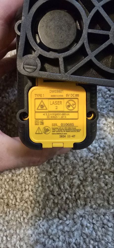 Лазерний нівелір DeWalt DW03601.