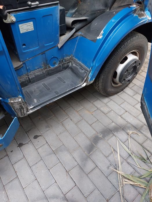 Blacharstwo naprawa blacharsko lakiernicza busów Łódź