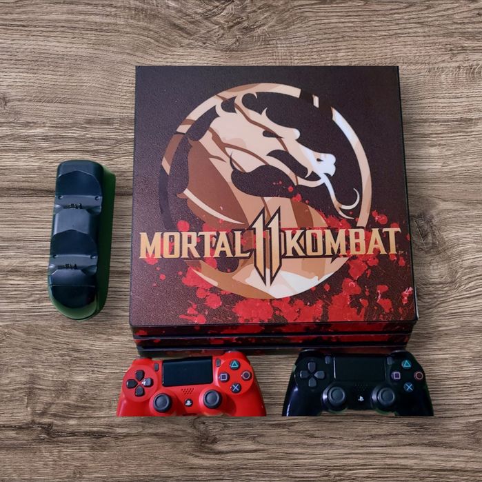 Продам SONY Playstation 4 PRO 1 TB (VR)