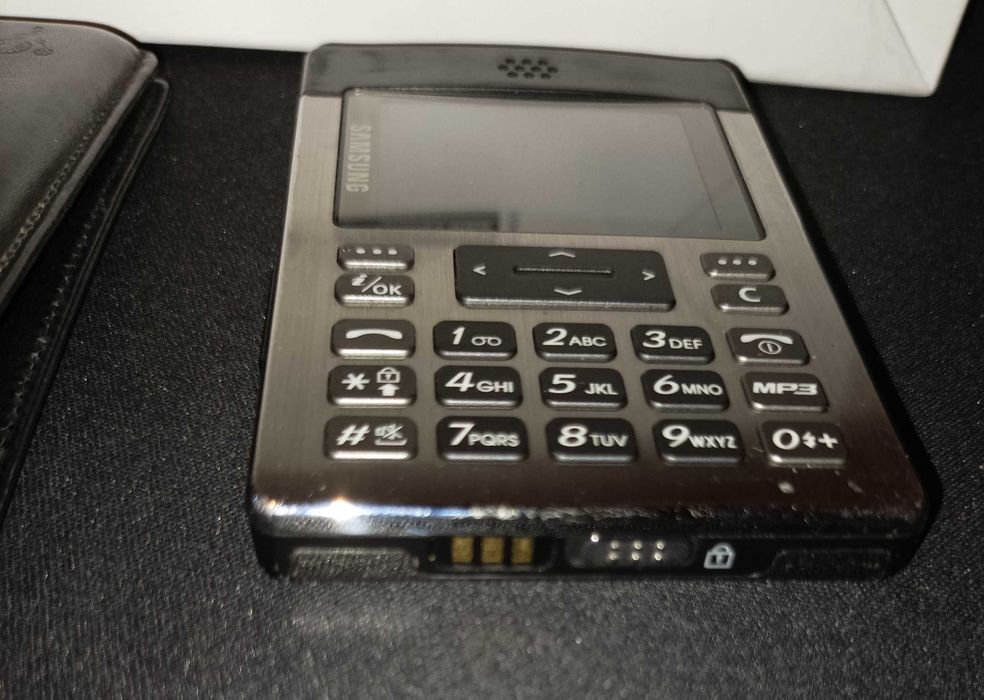 Telemovel Samsung SGH-P300 do ano 2005