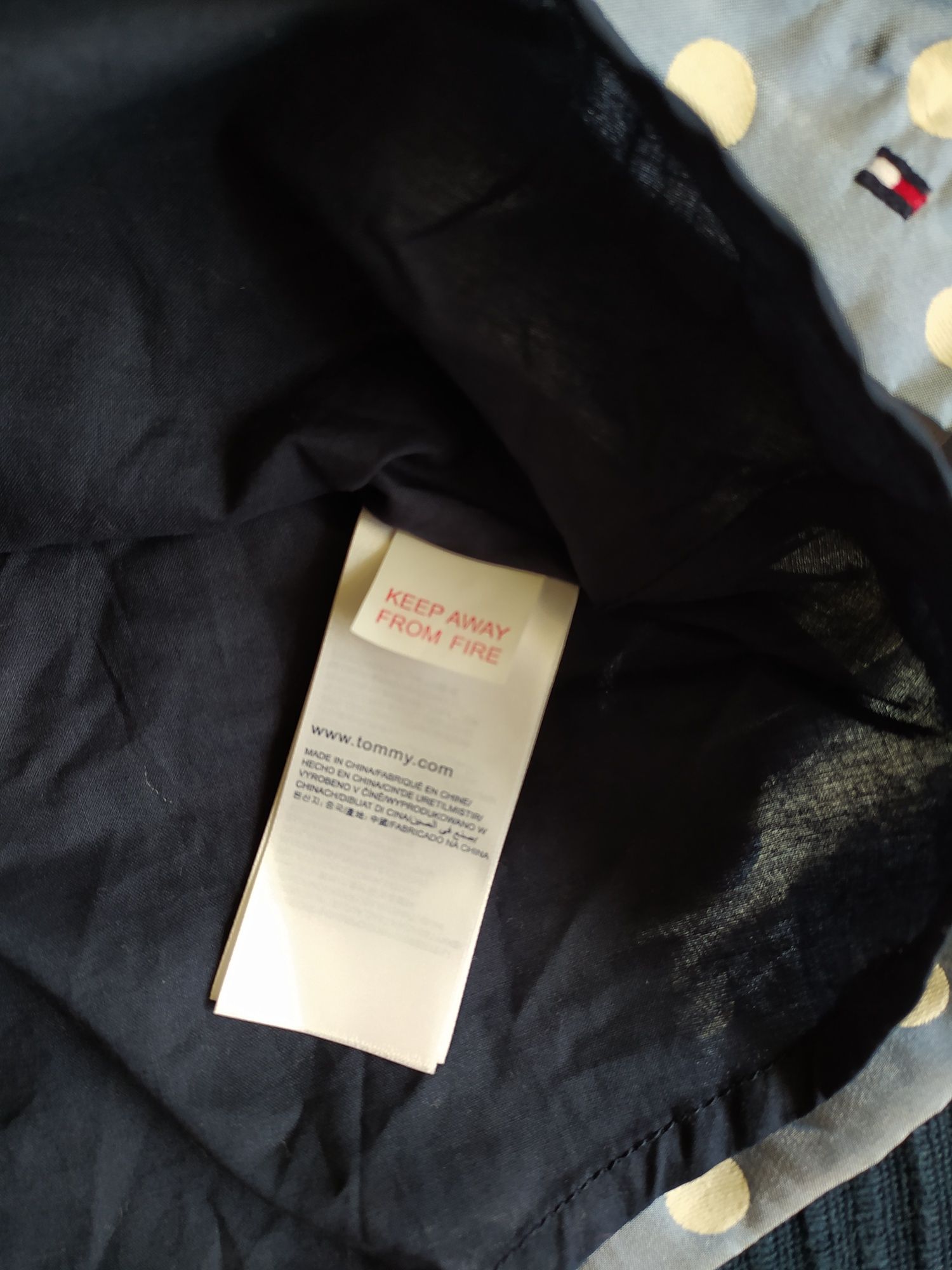 Tommy Hilfiger spódnica mini 164 błękitna kropki groszki