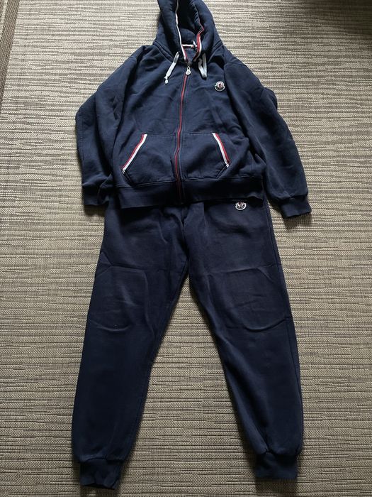спортивний костюм moncler