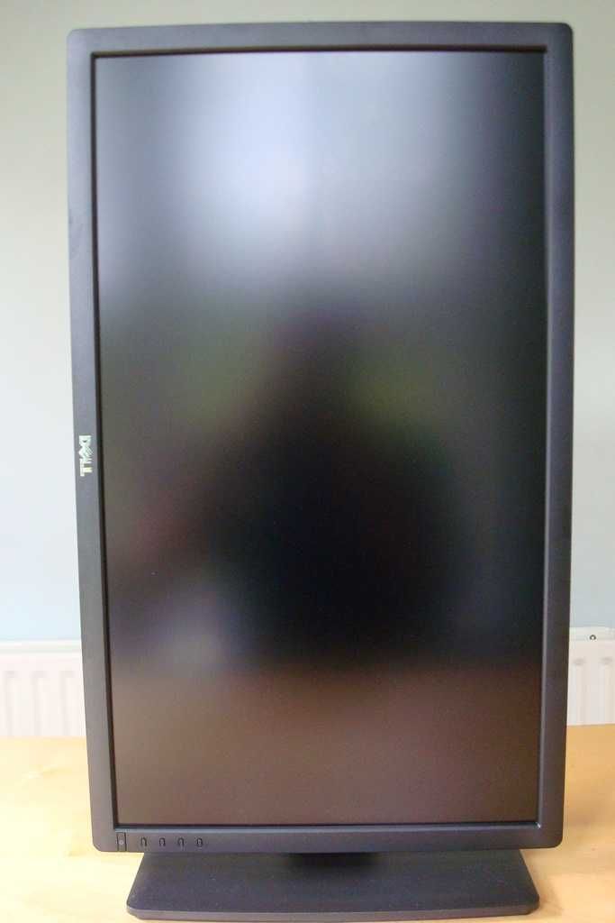 Dell UltraSharp u2713hm 27 "