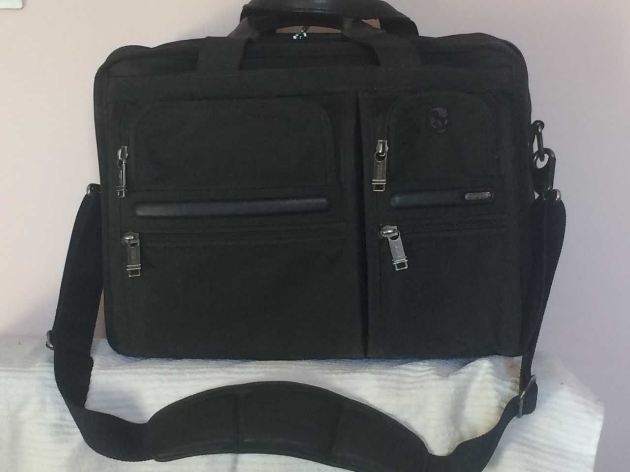 TUMI  Pilot Briefcase