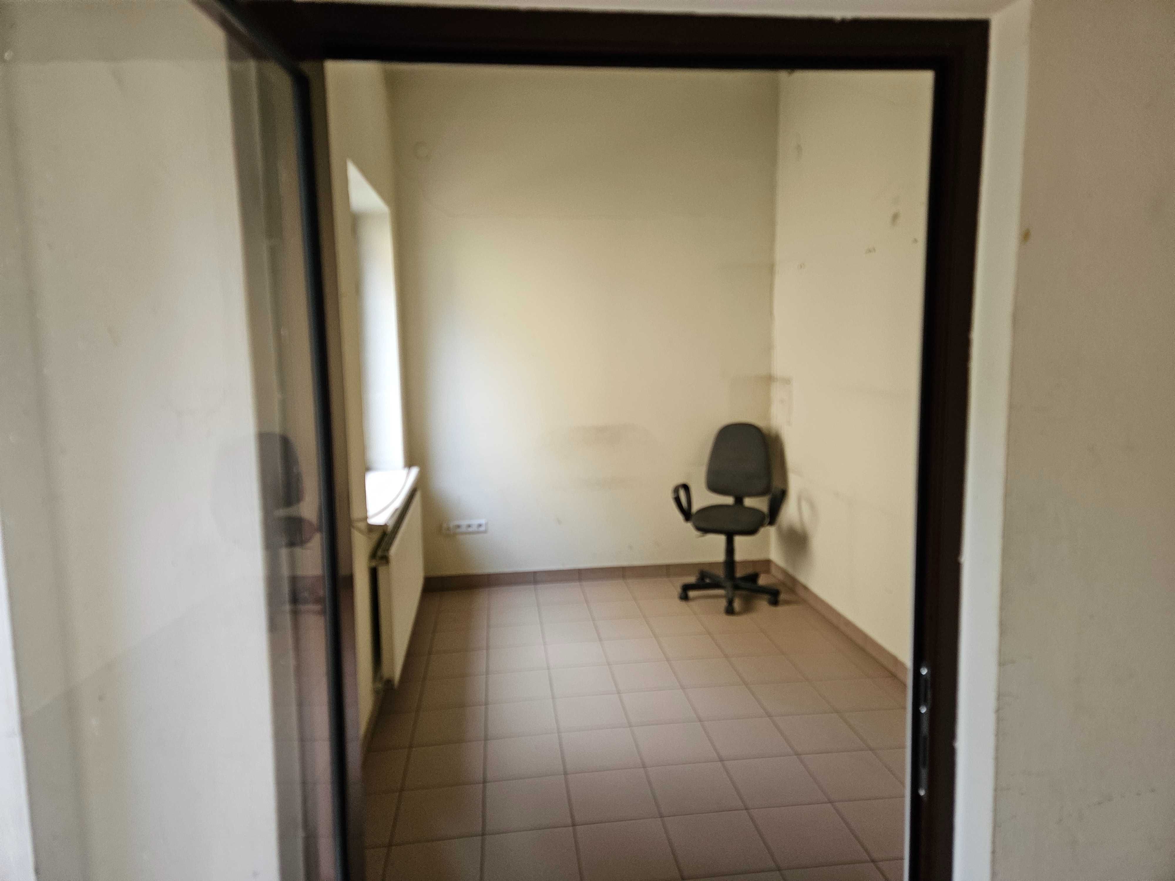 Do wynajęcia lokal handlowo usługowy