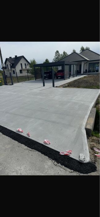 Posadzki przemyslowe,szczotkowane,zacierane na gladko ,mycie kostki