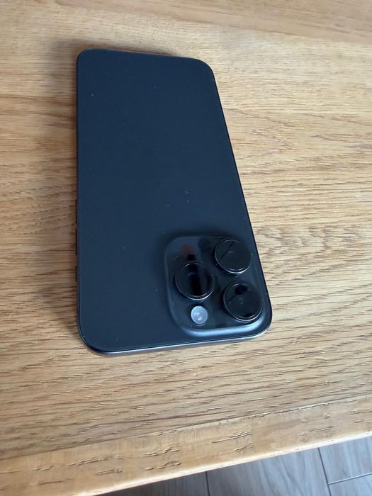 Iphone 15 Pro Max. 512 GB. 8RAM. Stan idealny.