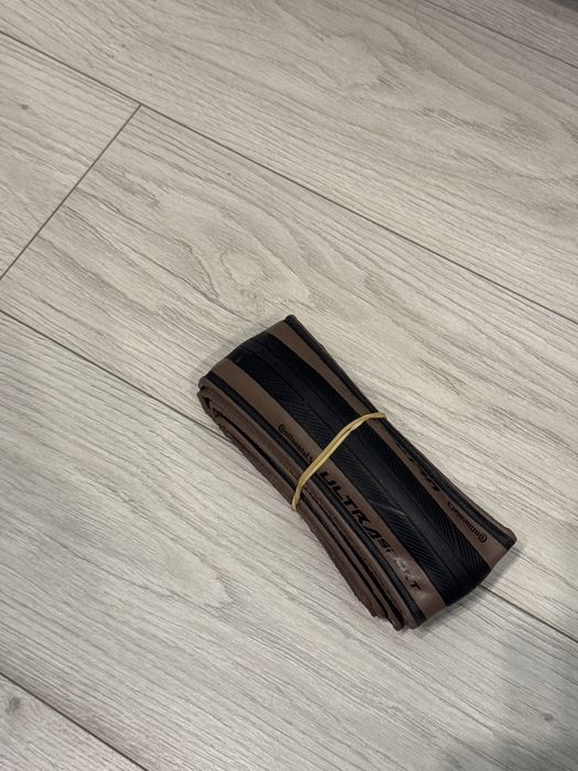Opona Continental Ultra sport 700x28c