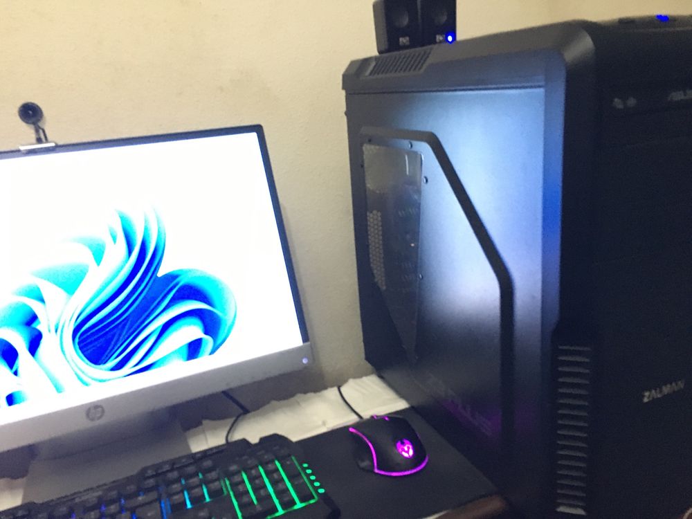 Gaming PC Torre Intel Core i5, 16GB RAM, SSD, Windows 11 Pro