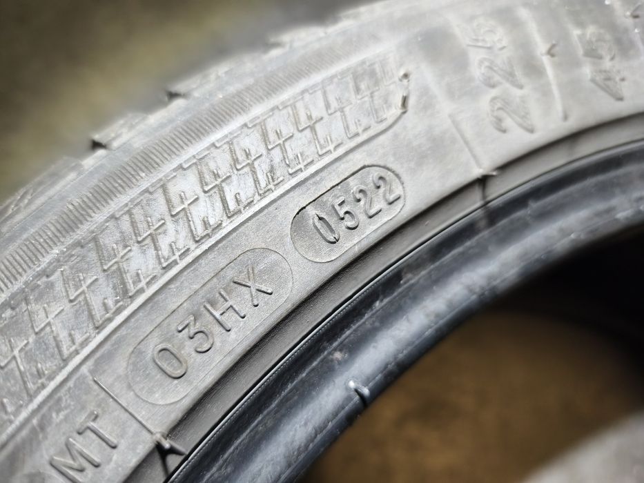 Opony wielosezonowe Kleber 225/45/18 2022r