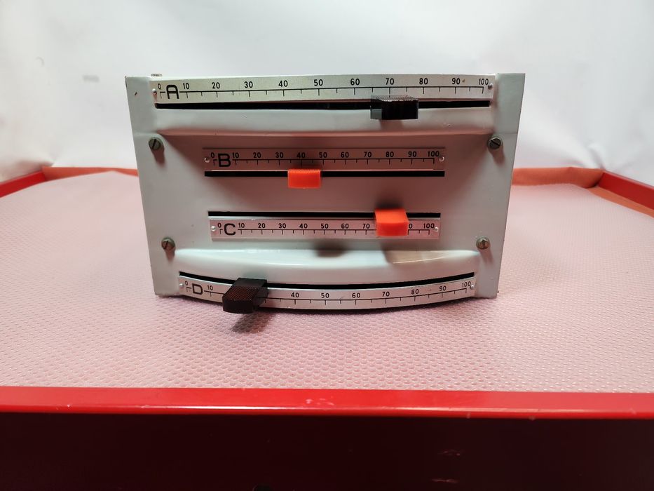 autotransformator laboratoryjny model AL-2500