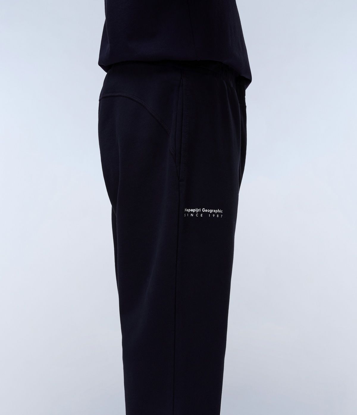 Штани Napapijri Badge Summer Cargo Joggers оригінал