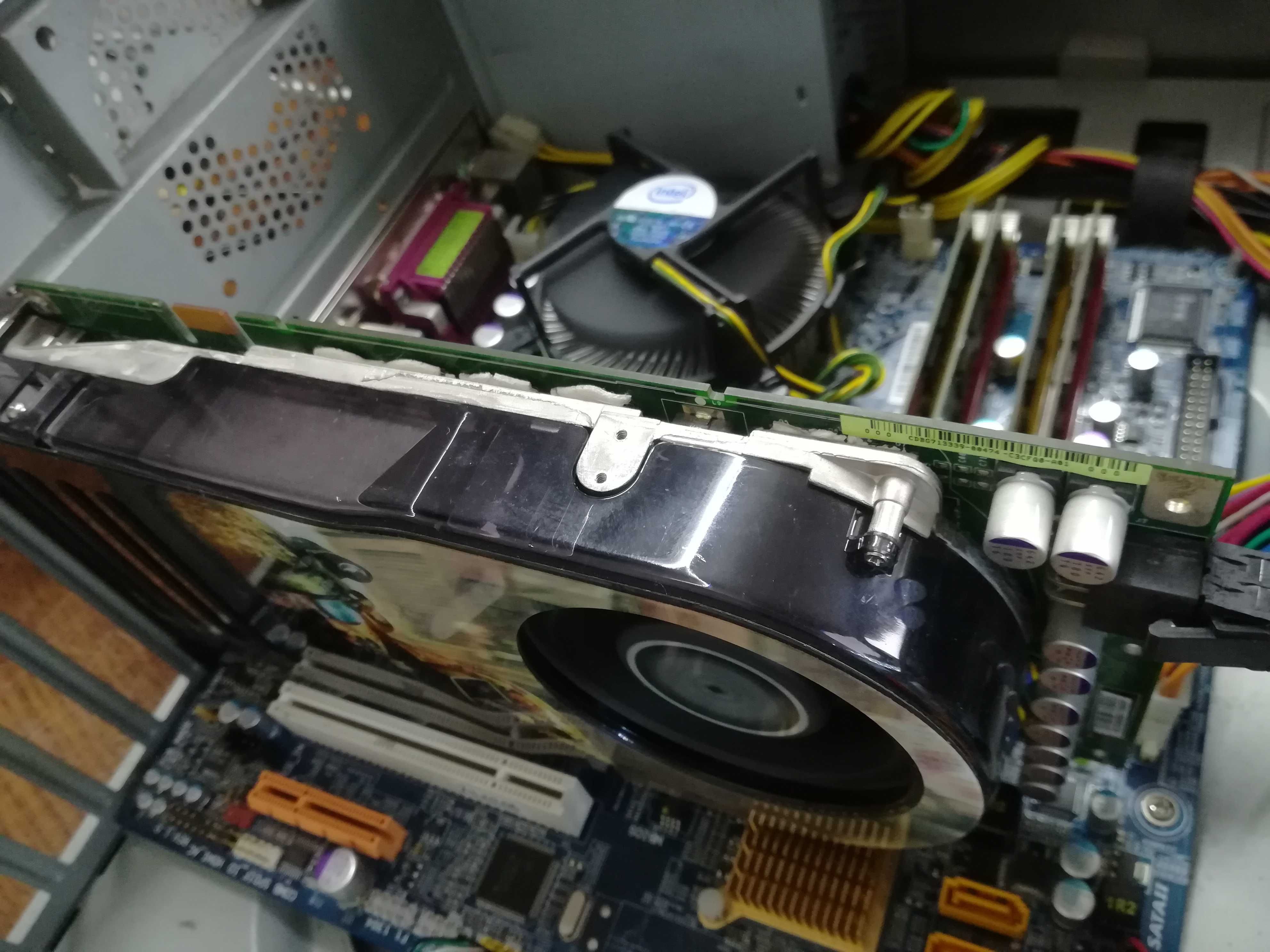 Рабочая видеокарта Видеокарта ASUS EN8800GTS/HTDP/640M/A GDDR3