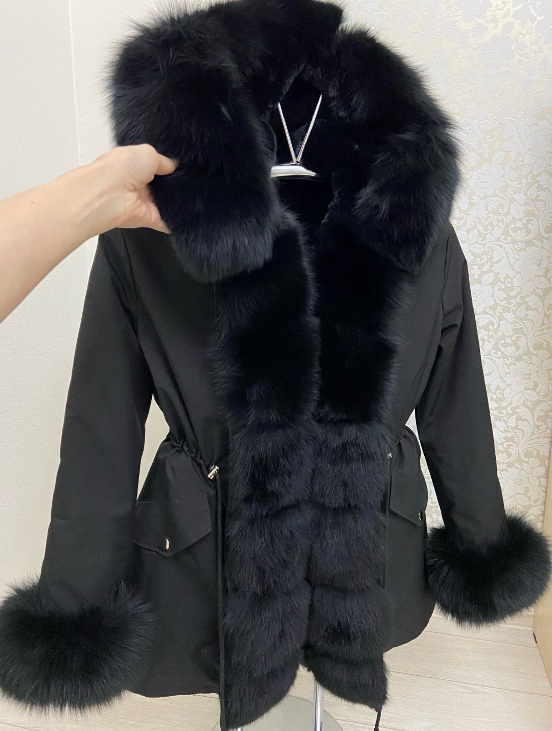 Kurtka parka z futrem naturalnym z lisa
