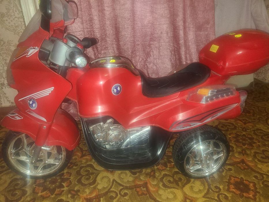 Продам електромотоцикл для відновлення (за бажанням)