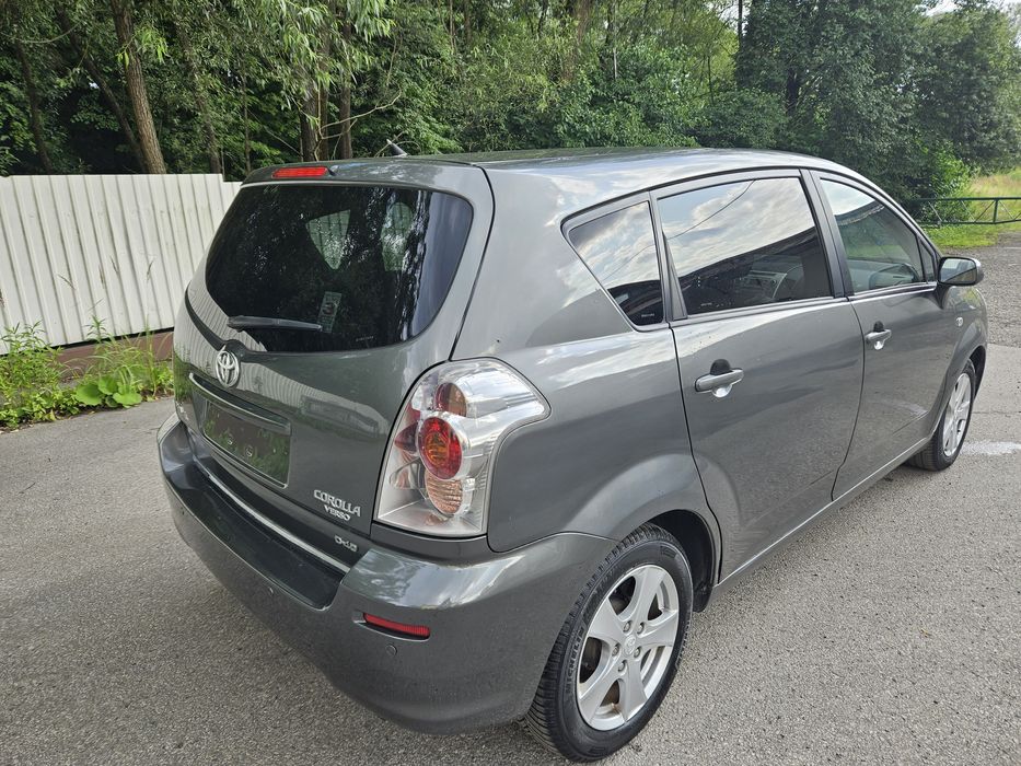 Toyota Corolla verso  7 os. Skóra  , SUPER AUTO