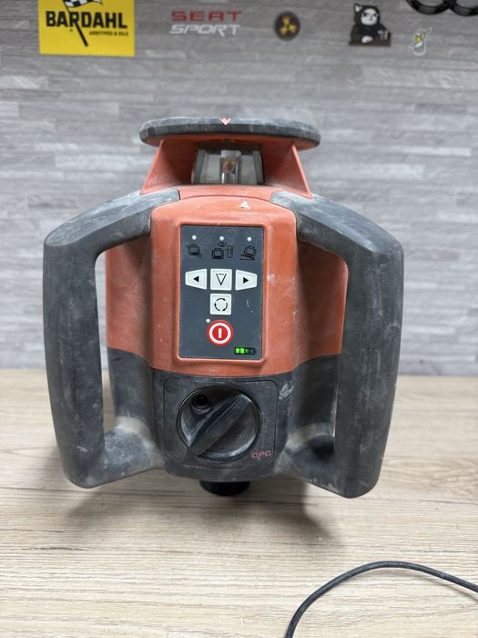 Ротаційний лазерний рівень Hilti PR 35 + приймач PRA 80 + пульт PRA 35