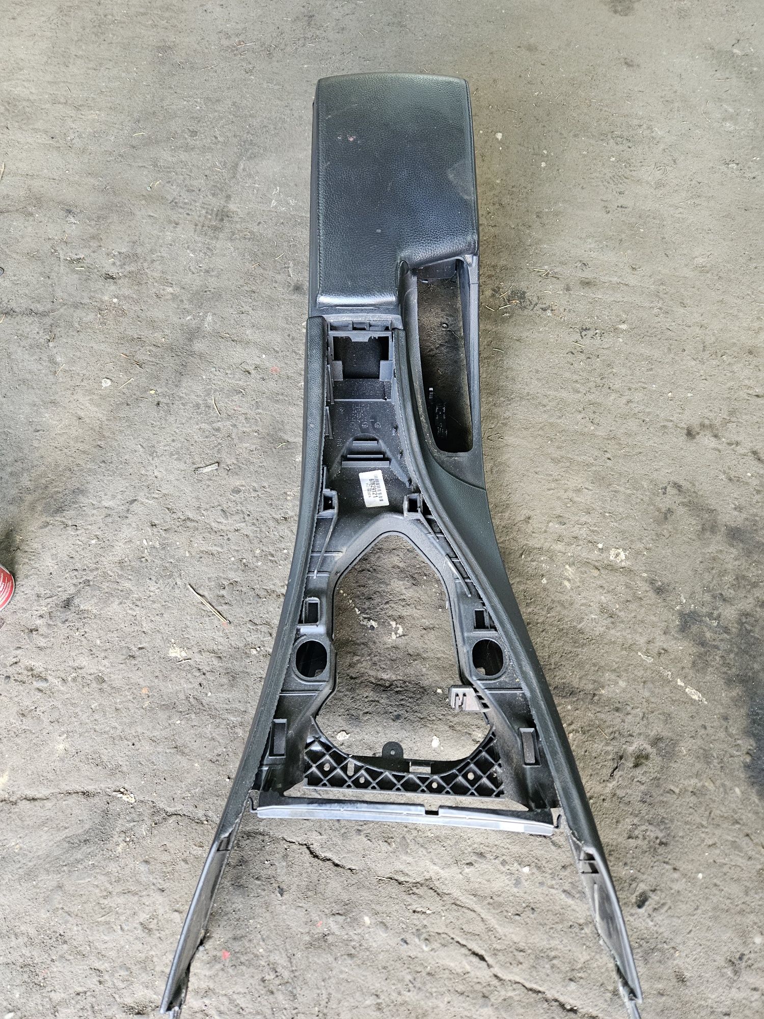 Podłokietnik tunel BMW 3 e90 e91 e92 e93