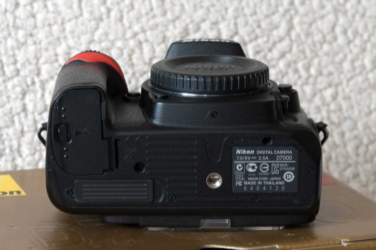 Nikon D7000 - mały przebieg, super stan.
