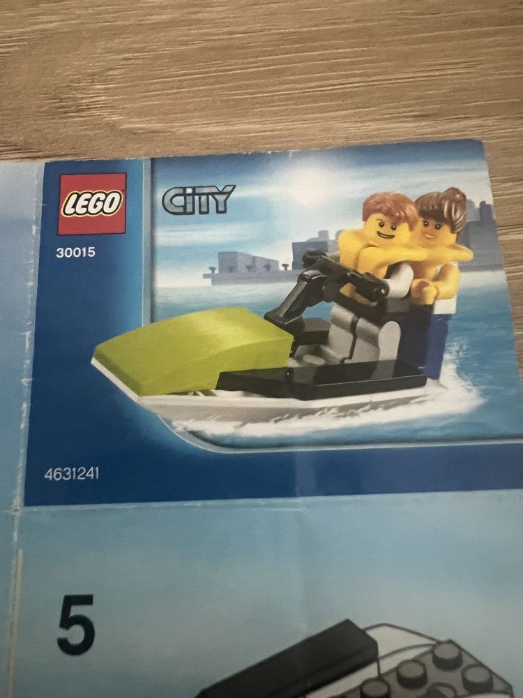 Lego 7288 mobilny posterunek policji + gratis 30015