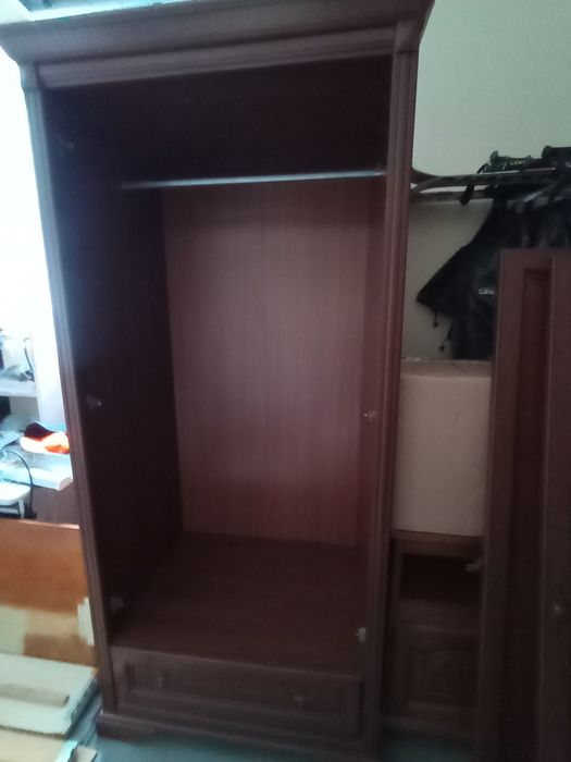 Szafa brązowa duża