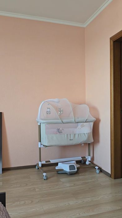 Ліжечко приставне . Carello bloom