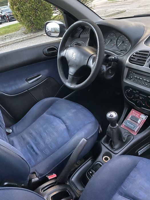 Peugeot 206 1.4 HDi Versão Look 2