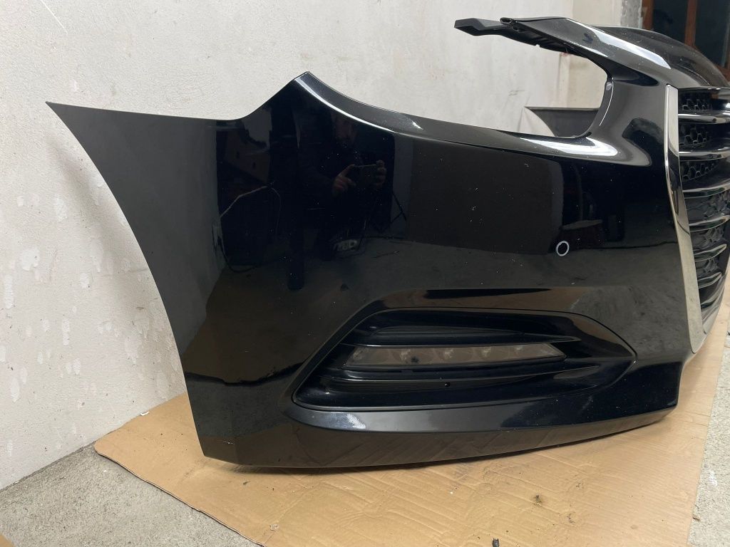 Hyundai i 40 lift 15-18r Zderzak Przód Kompletny DRL Kolor NKA