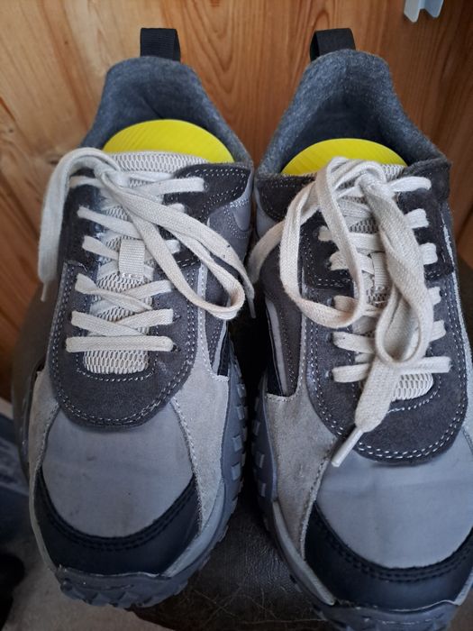 Продам кросівки ZARA