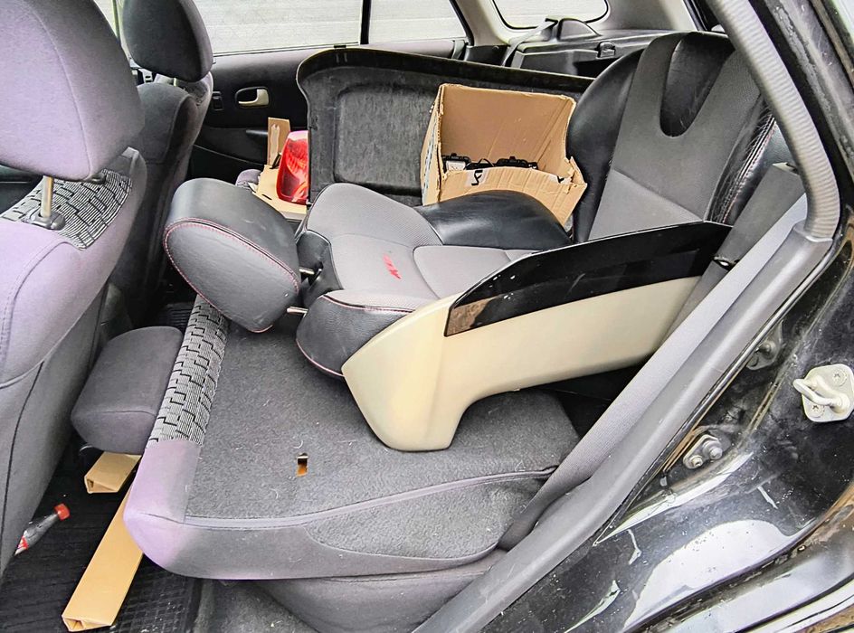 Mazda 323F SPORT 2,0 16V wersja USA PROTEGE 5