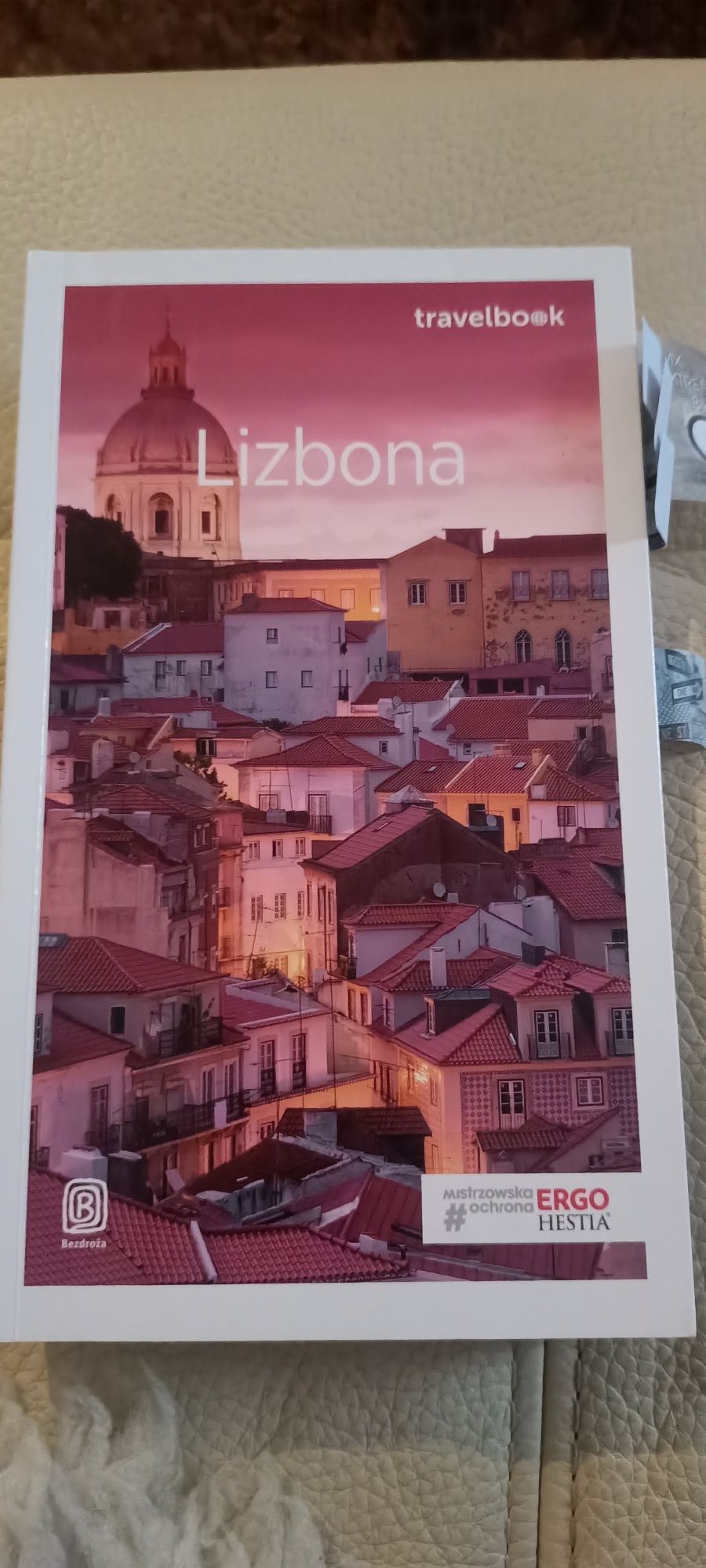 Lizbona przewodnik Travelbook