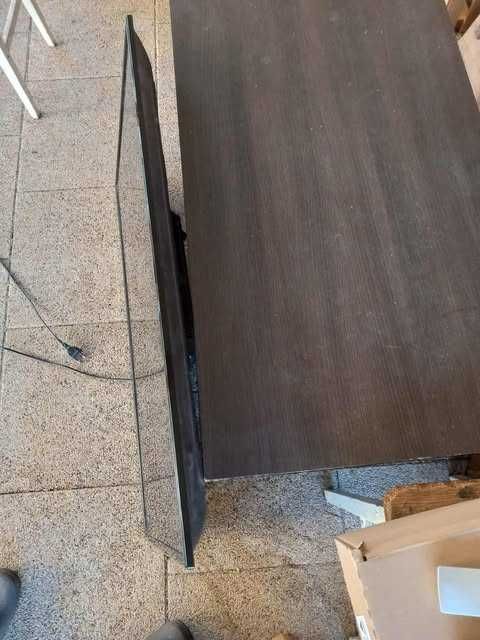 Telewizor DYON 40 cali