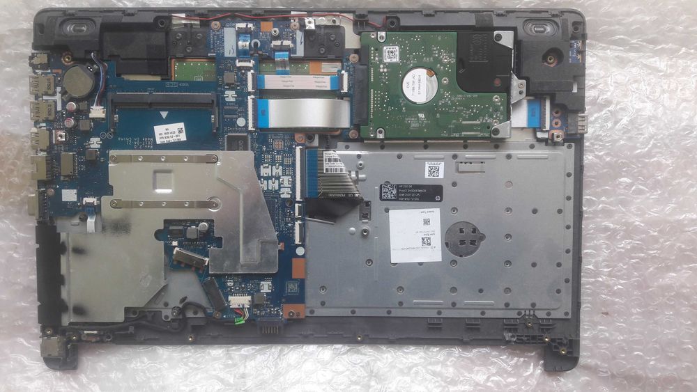 Материнская плата ноутбука HP 250G6 Celeron N3060 (2.48 ГГц)/La-E811p