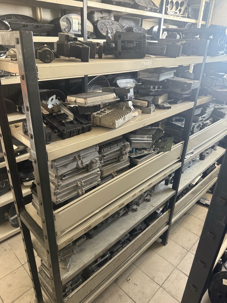 Vendo vário material para automóveis