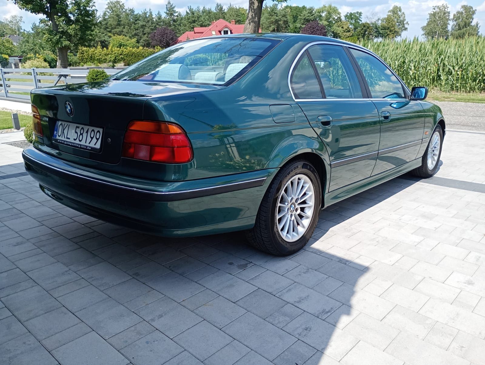 BMW 5 sedan 2.5 benzyna automat, 1999 rok, tylko 175 tkm, wzorowo utrz