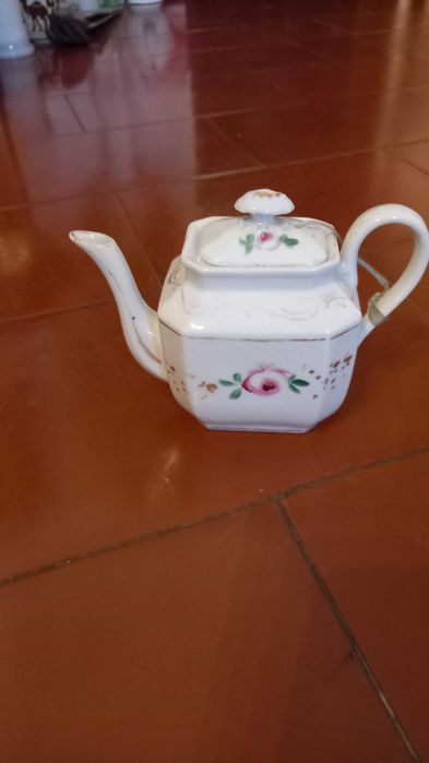 Buls antigos em louça não á cobrança