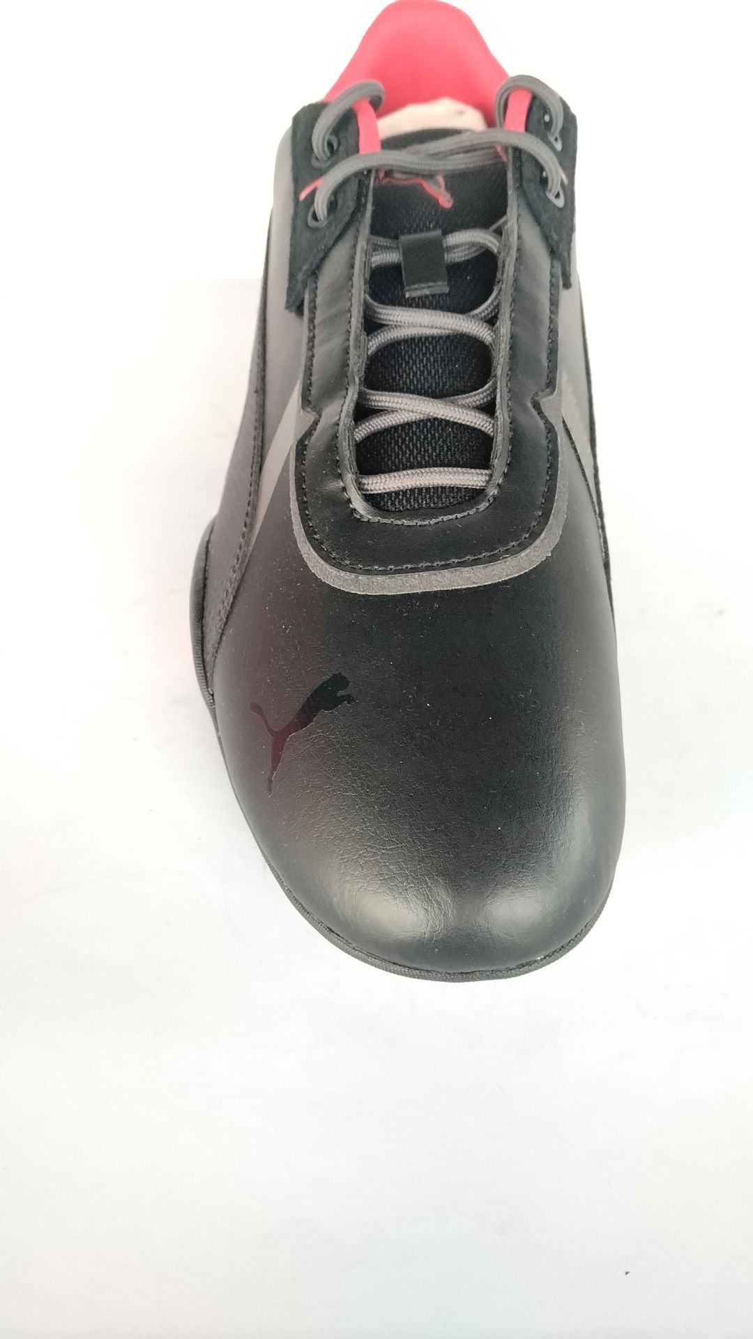 Sapatilhas Puma Ferrari (custa 105€ nas lojas)