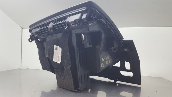 Porta luvas AUDI A3 (8V1, 8VK)