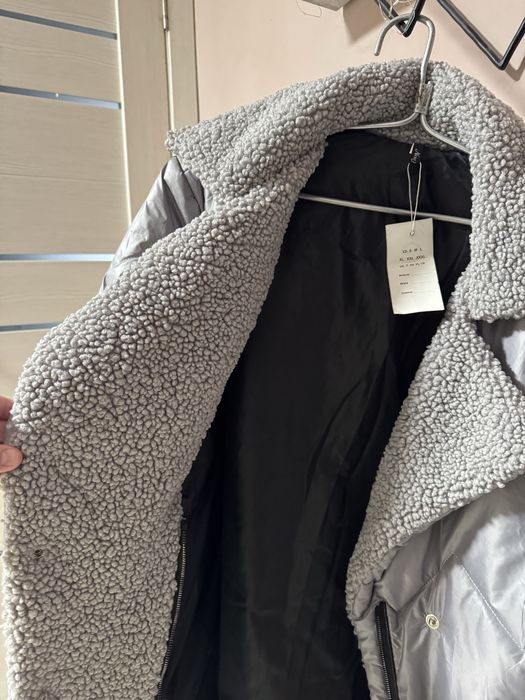 Куртка-пуховик жіноча