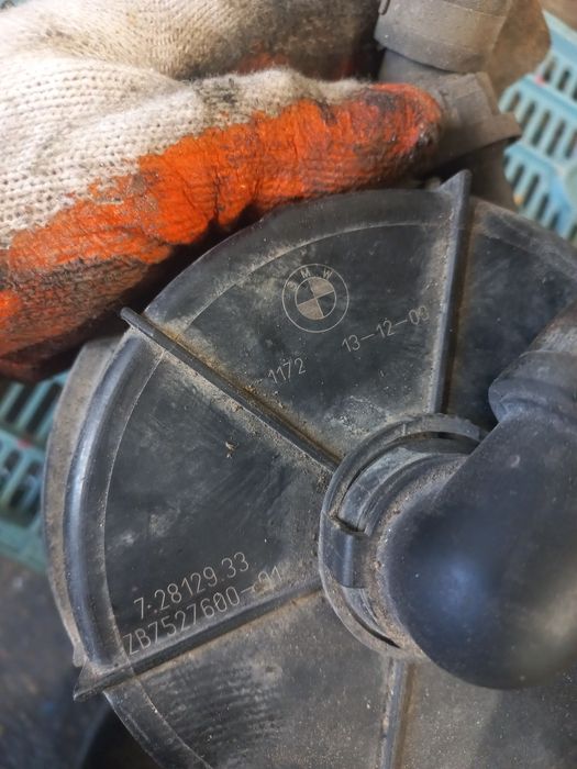 Pompa powietrza wtórnego bmw e60 e61 e65 x5 x3 e46