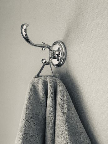 Крючок двойной для полотенец крючок в ванную вешалка планка держатель