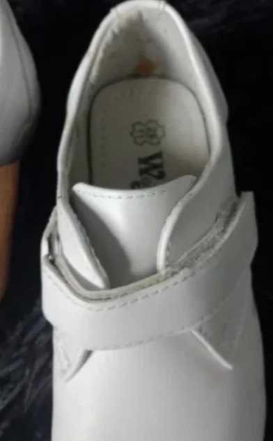Buty komunijne Wojtylko białe chłopięce r. 29 (280)