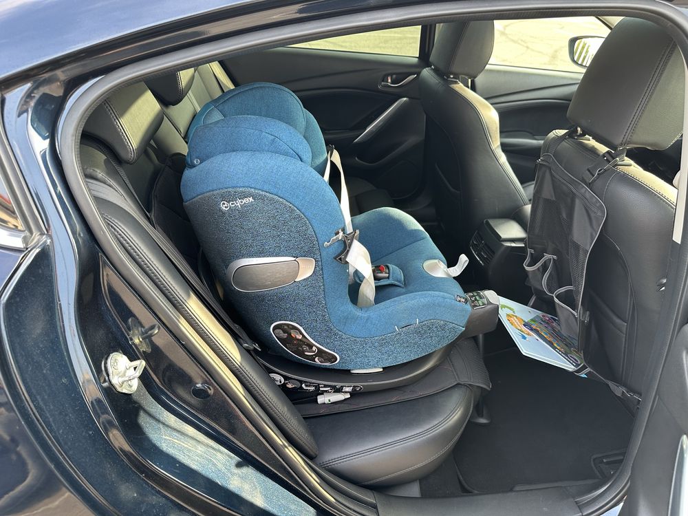 Автокрісло Cybex Sirona Z i-Size та Base Z