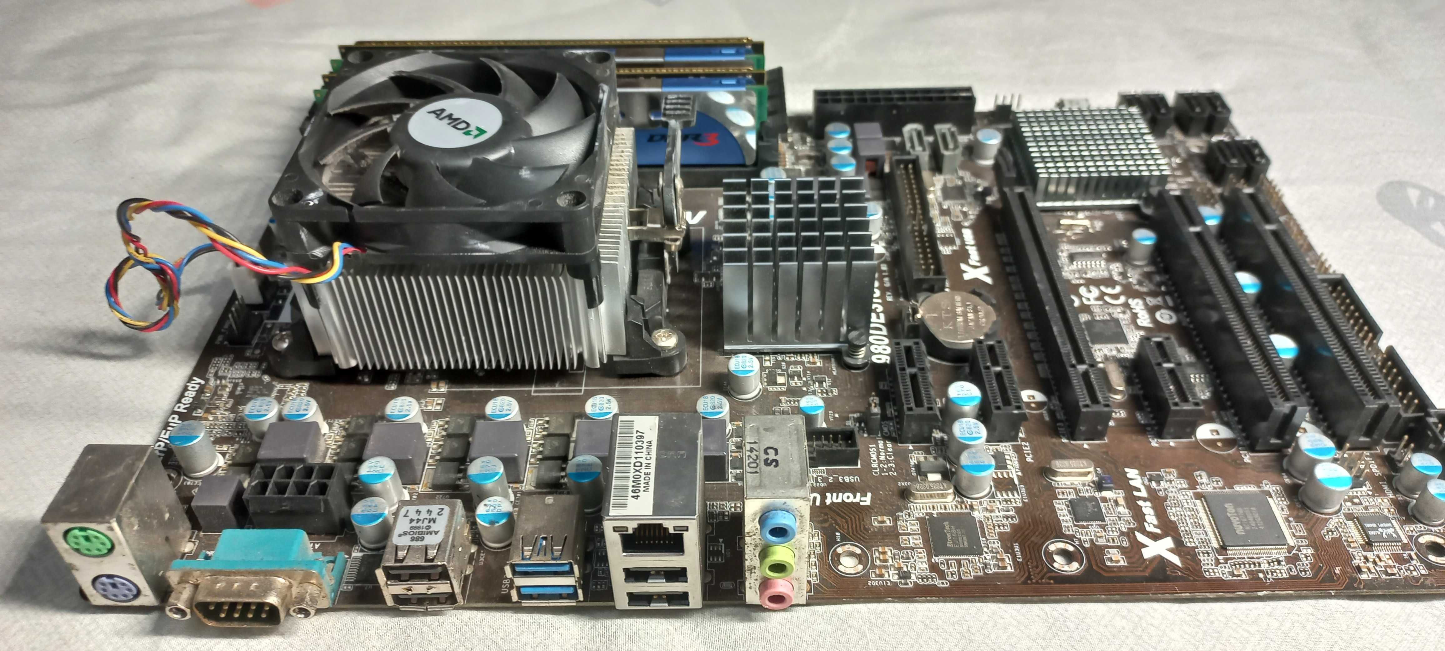 ASRock 980DE3 U3S3 + FX-4100 + 8гб ДДР3 + кулер