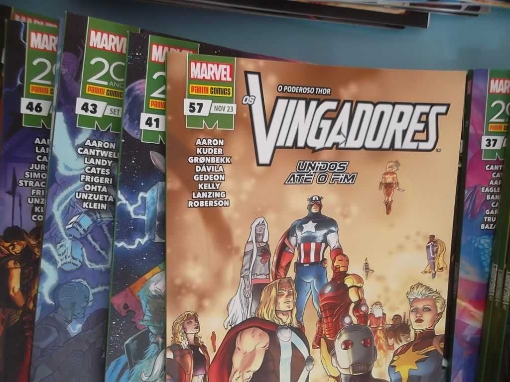 OS VINGADORES (Panini, 3ª série - 2019) - Col. completa Nº 1 a 57