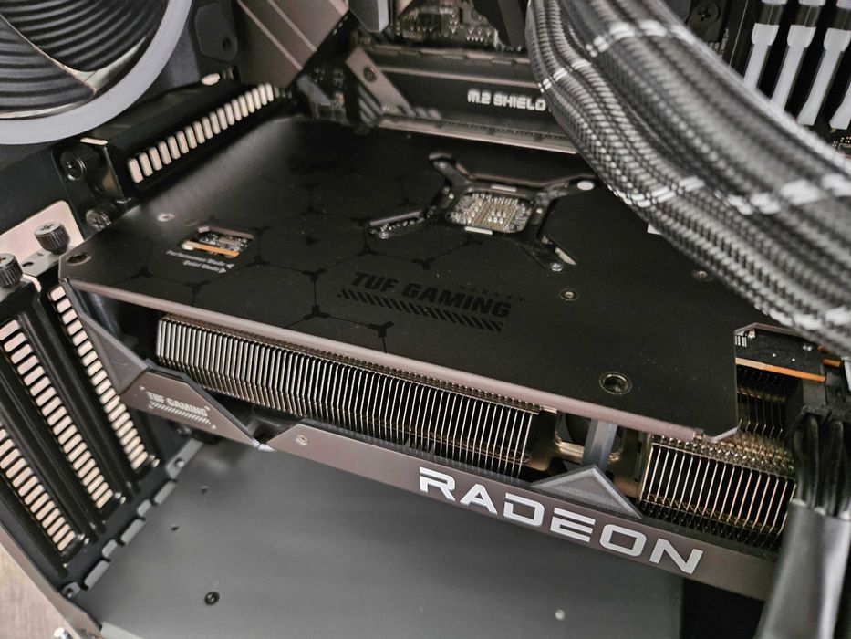 Komputer 32 GB RAM / 7800 XT TUF 16GB, i5-10600k