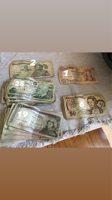 Escudos para colecao - 53 notas + moedas