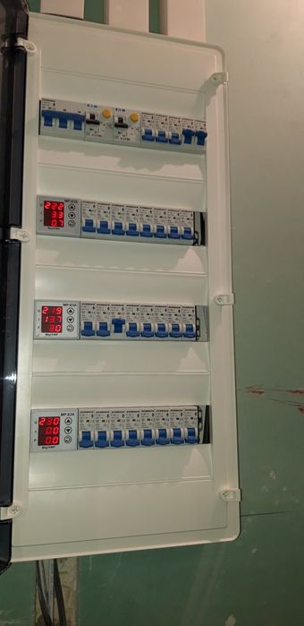 Електрик. Послуги електрика.