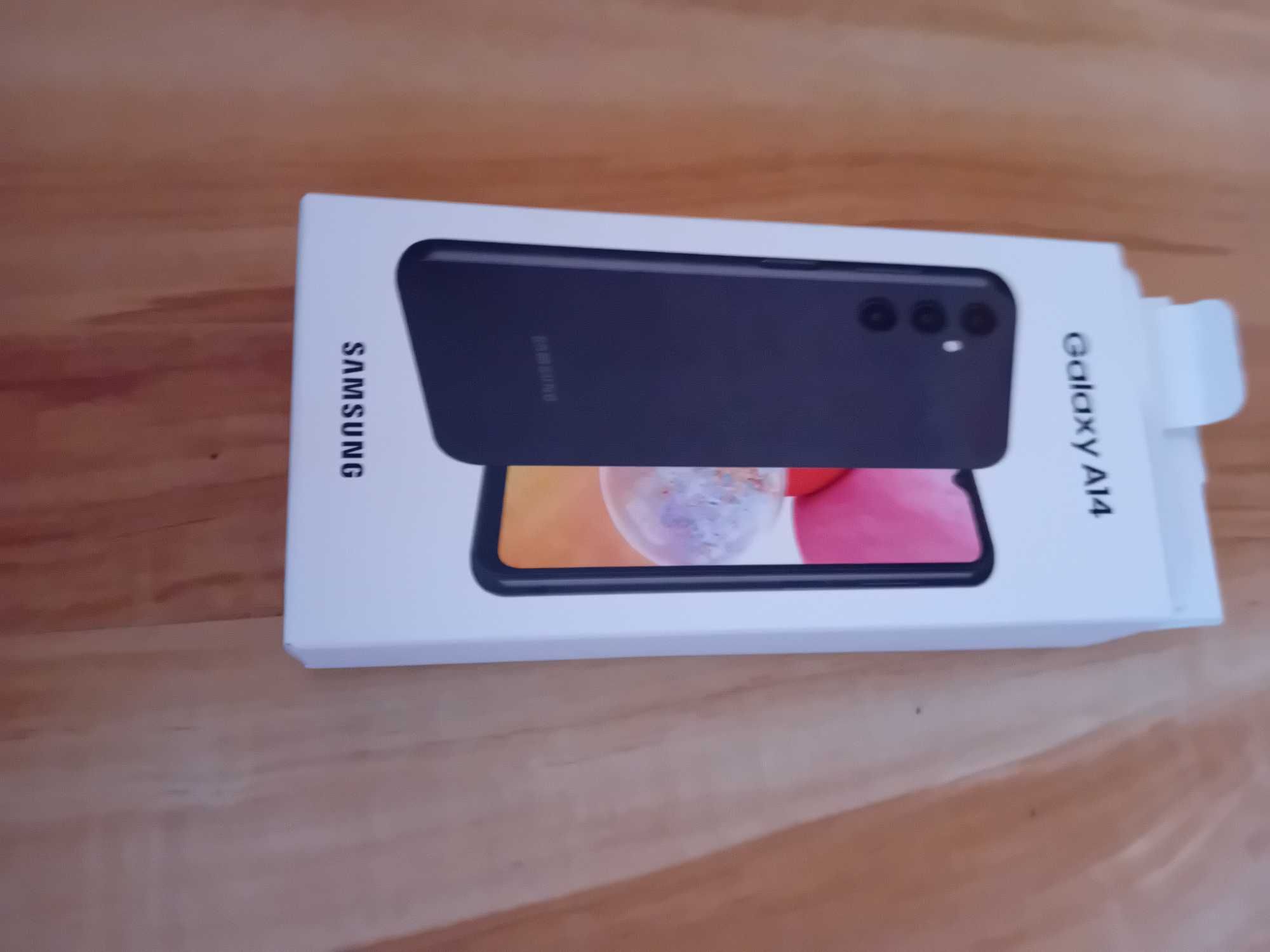 Smartfon Sansung galaxy A14 stan nowy