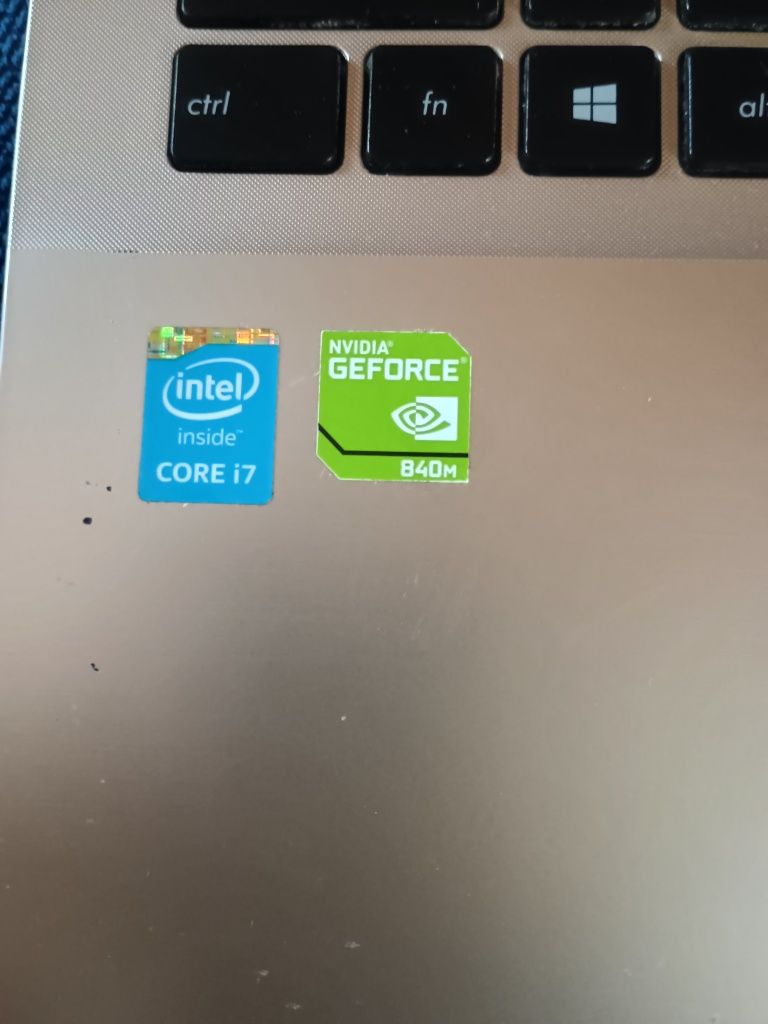 Laptop Acer A555L